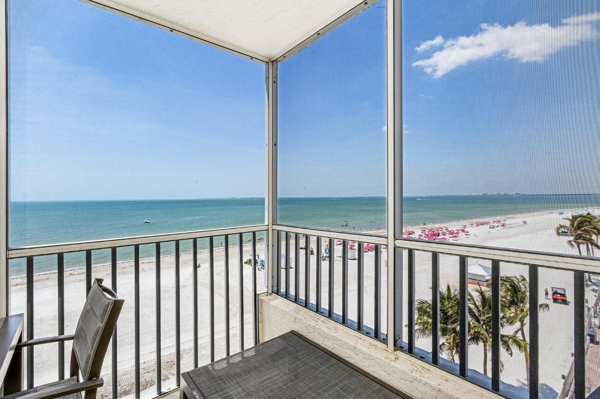 Fantastic Gulf Front Condo On The North End Of The Island - Beach Villas # 504 Condo Форт-Маєрс-Біч Екстер'єр фото