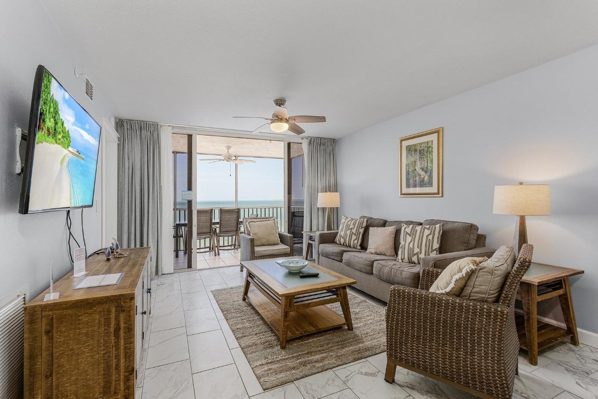 Fantastic Gulf Front Condo On The North End Of The Island - Beach Villas # 504 Condo Форт-Маєрс-Біч Екстер'єр фото